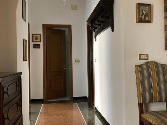 Appartamento in vendita a Genova GE