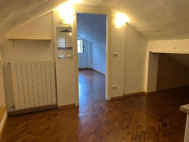 Appartamento in vendita a Genova GE