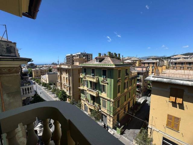 Appartamento in vendita a Genova GE