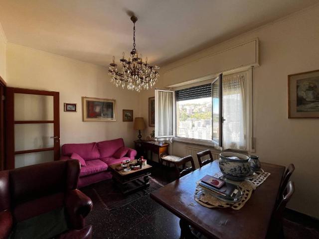 Appartamento in vendita a Genova GE