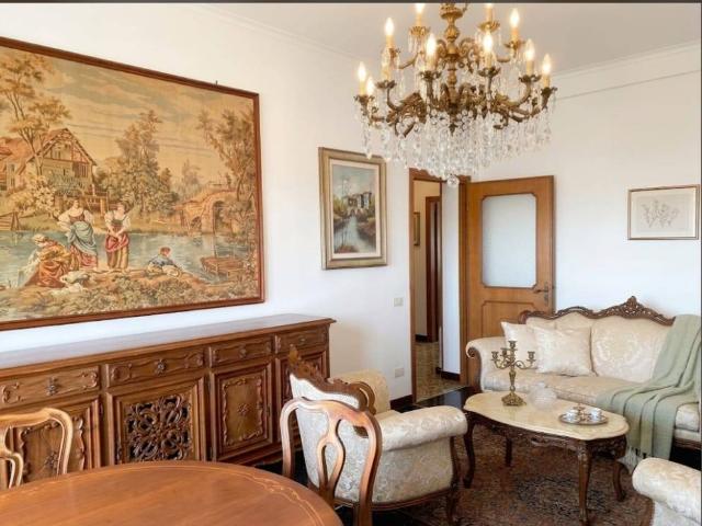 Appartamento in vendita a Genova GE