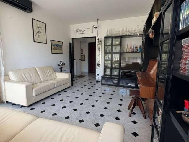 Appartamento in vendita a Genova GE