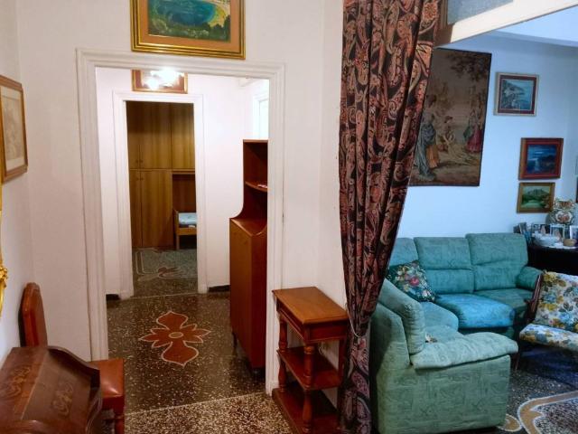 Appartamento in vendita a Genova GE