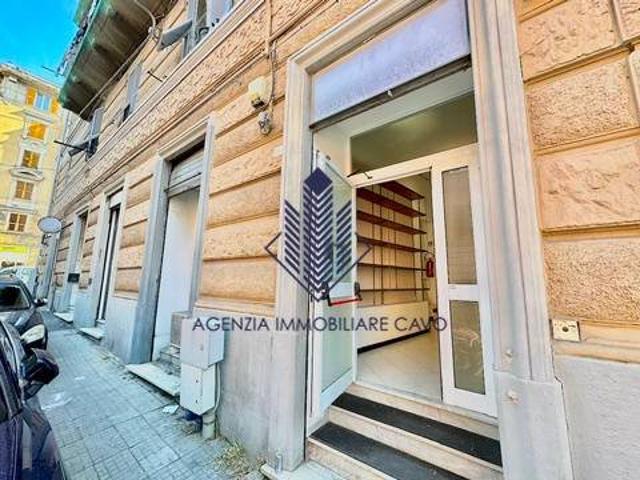 Appartamento in vendita a Genova GE