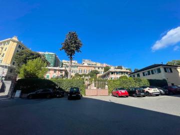 Appartamento in vendita a Genova GE