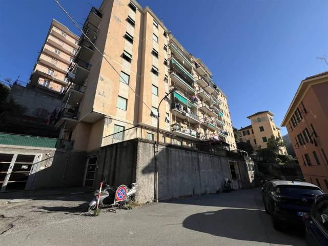 Appartamento in vendita a Genova GE