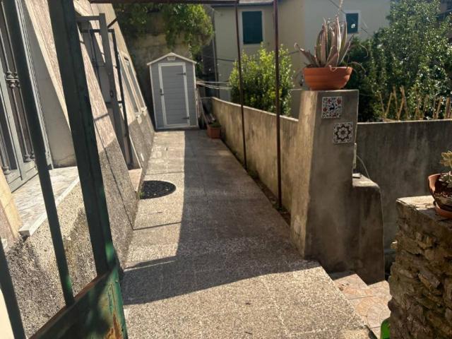 Appartamento in vendita a Genova GE