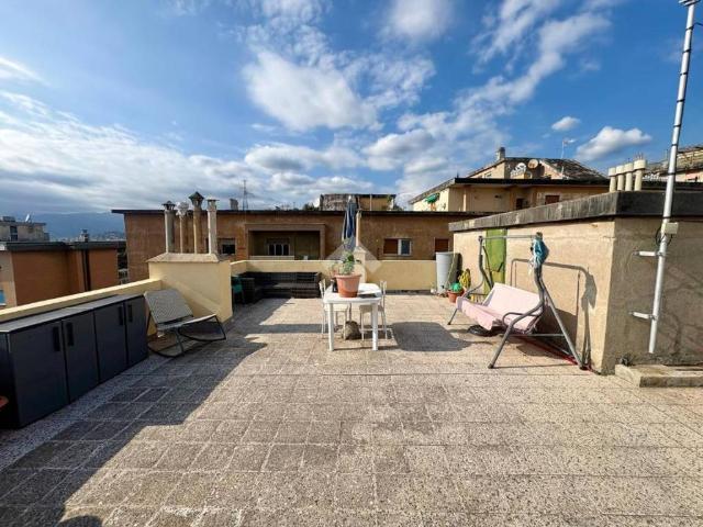 Appartamento in vendita a Genova GE
