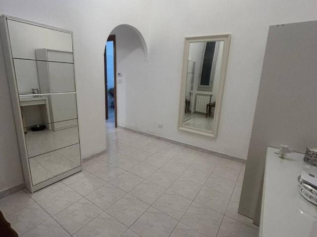 Appartamento in vendita a Genova GE