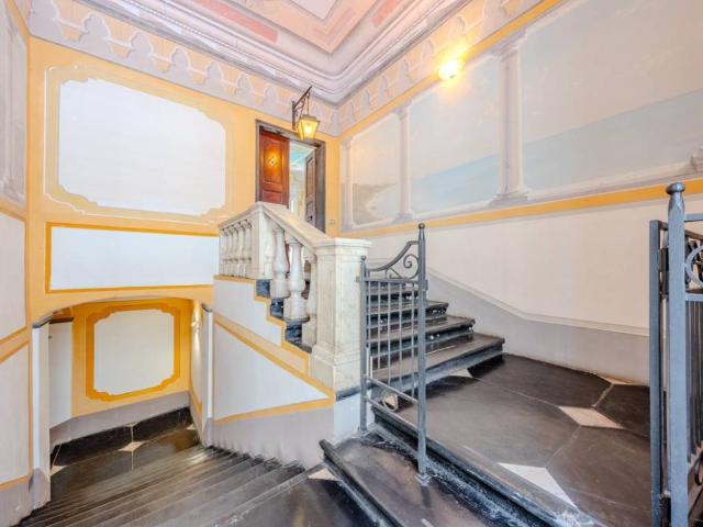 Appartamento in vendita a Genova GE