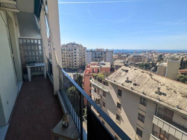 Appartamento in vendita a Genova GE