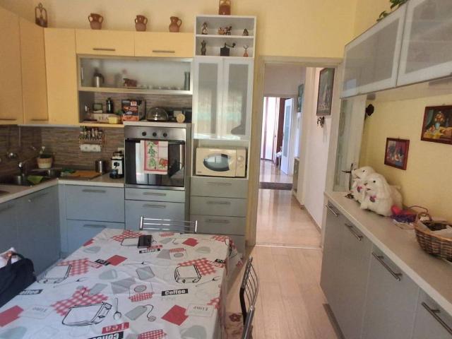 Appartamento in vendita a Genova GE