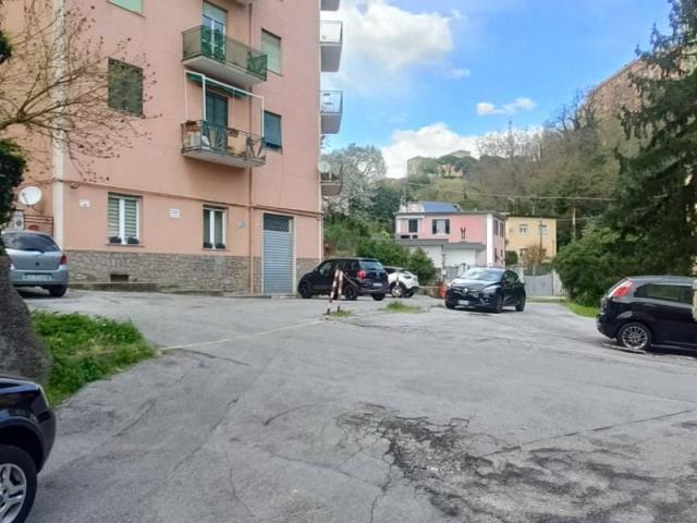 Appartamento in vendita a Genova GE