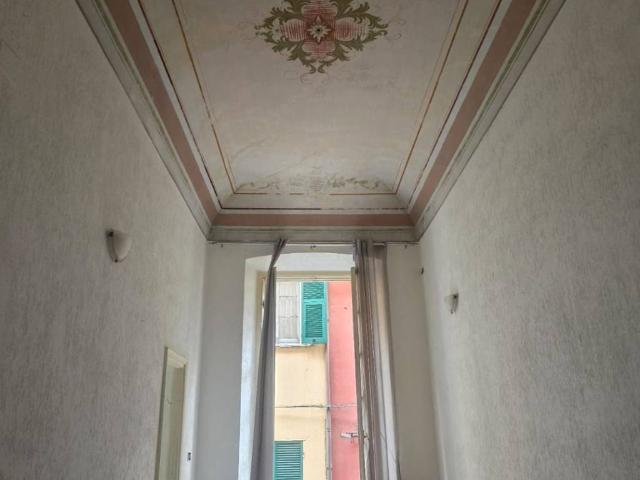 Appartamento in vendita a Genova GE