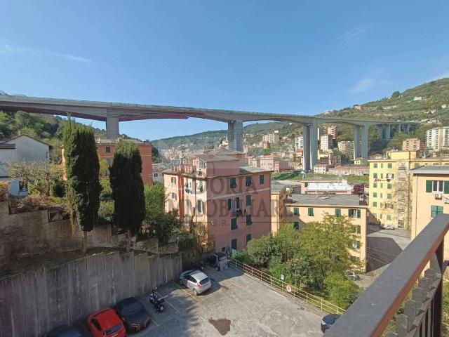 Appartamento in vendita a Genova GE