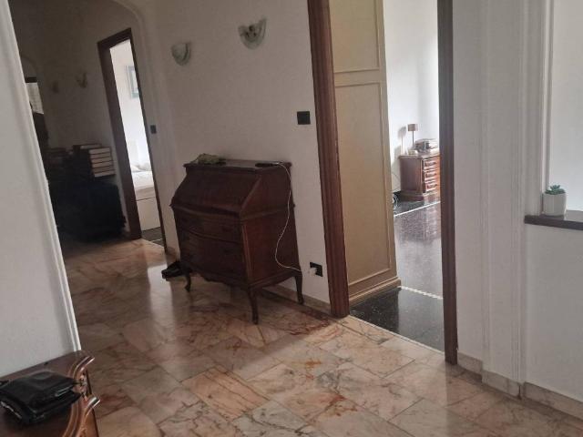 Appartamento in vendita a Genova GE