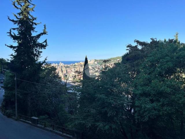 Appartamento in vendita a Genova GE