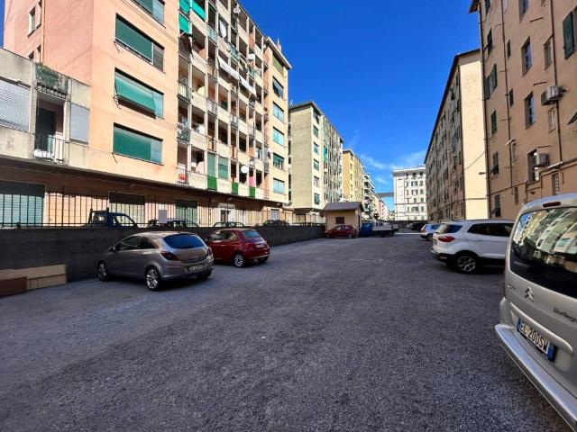 Appartamento in vendita a Genova GE