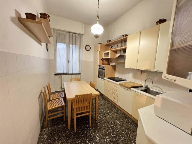 Appartamento in vendita a Genova GE
