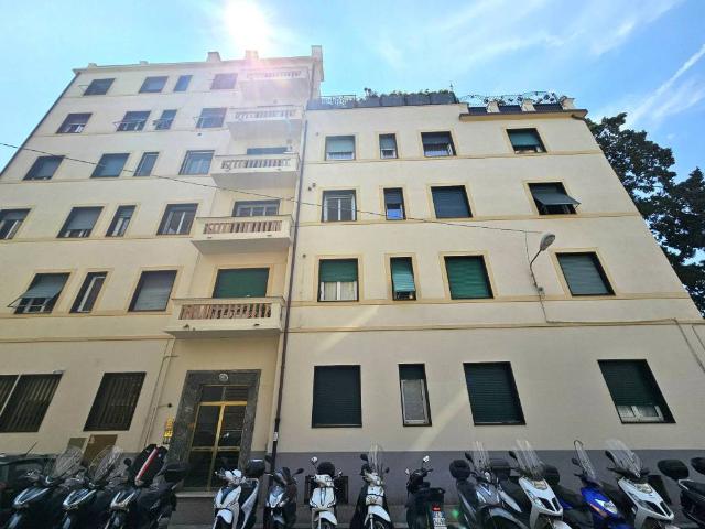 Appartamento in vendita a Genova GE
