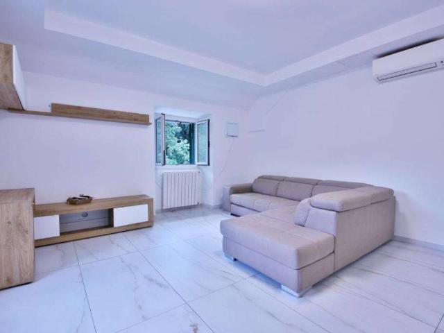 Appartamento in vendita a Genova GE