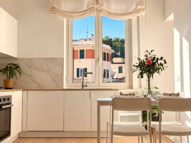Appartamento in vendita a Genova GE