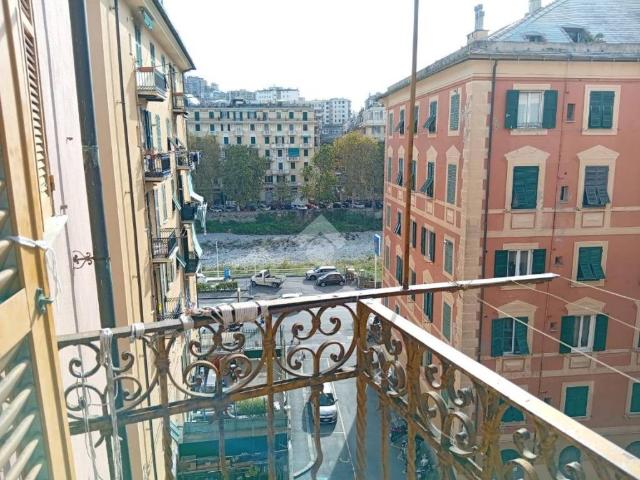 Appartamento in vendita a Genova GE