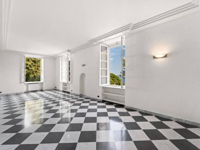 Appartamento in vendita a Genova GE