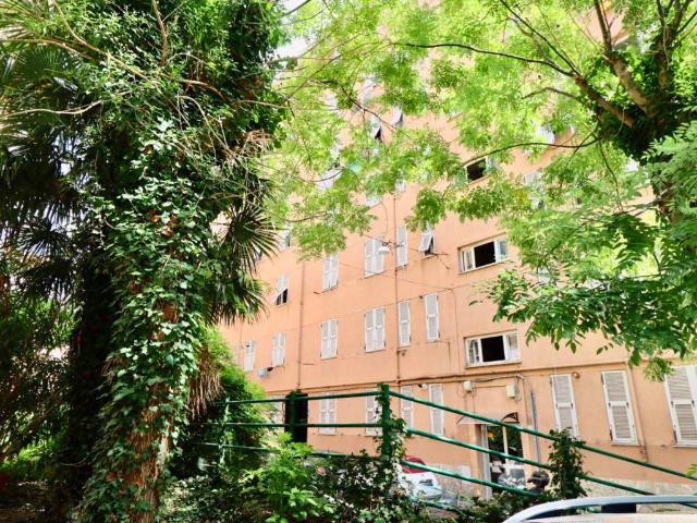 Appartamento in vendita a Genova GE