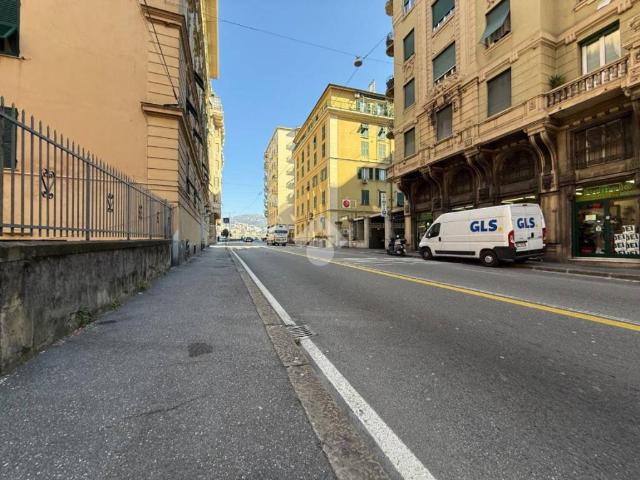 Appartamento in vendita a Genova GE