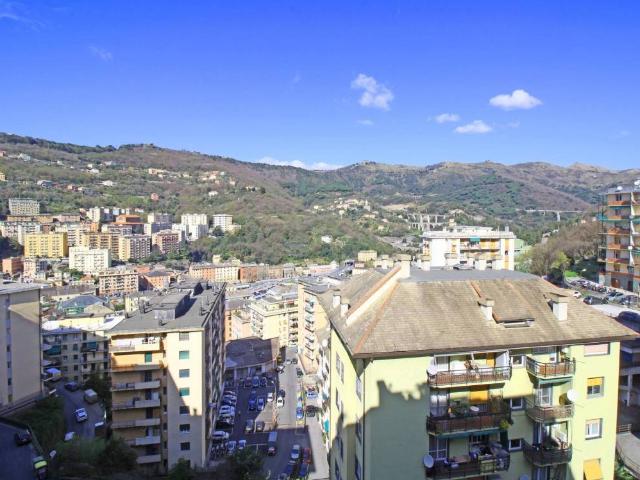 Appartamento in vendita a Genova GE