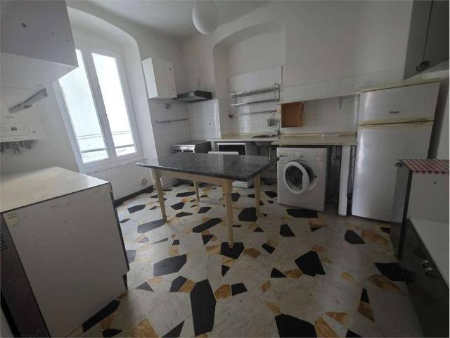 Appartamento in vendita a Genova GE