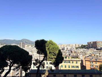 Appartamento in vendita a Genova GE