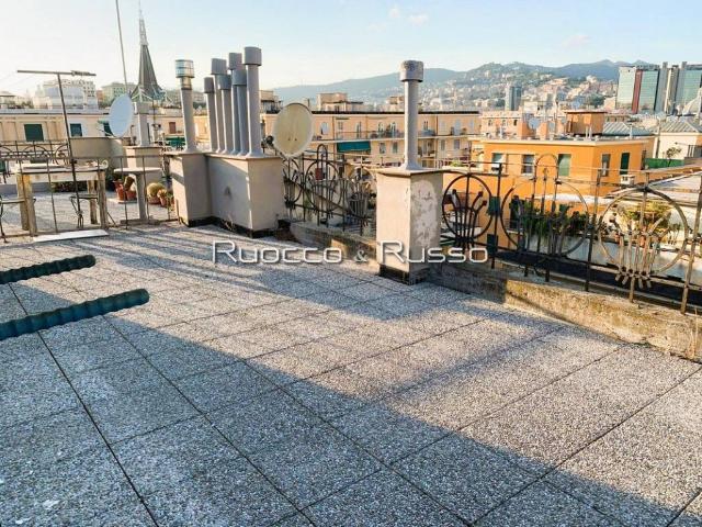 Appartamento in vendita a Genova GE