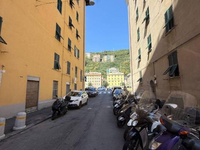Appartamento in vendita a Genova GE