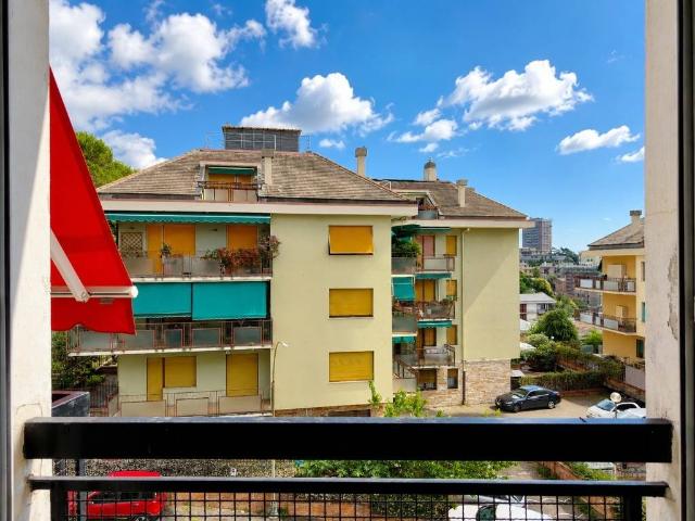 Appartamento in vendita a Genova GE