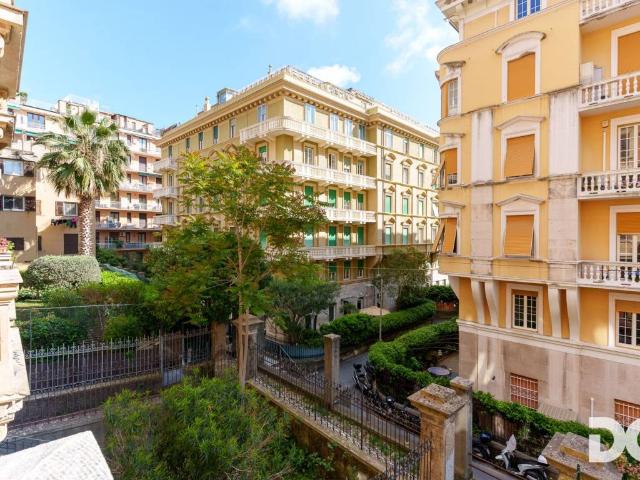 Appartamento in vendita a Genova GE
