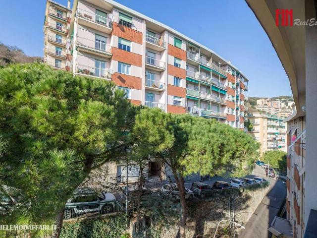 Appartamento in vendita a Genova GE