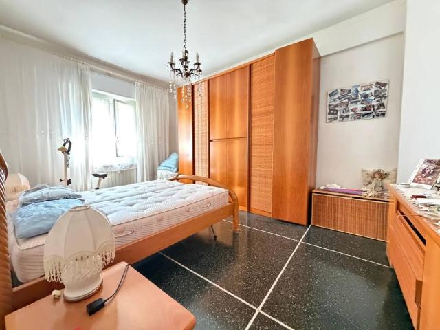 Appartamento in vendita a Genova GE