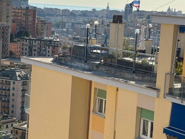 Appartamento in vendita a Genova GE