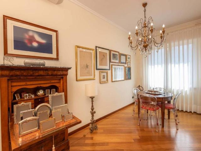 Appartamento in vendita a Genova GE