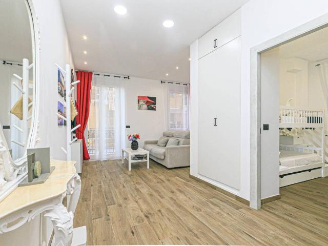 Appartamento in vendita a Genova GE
