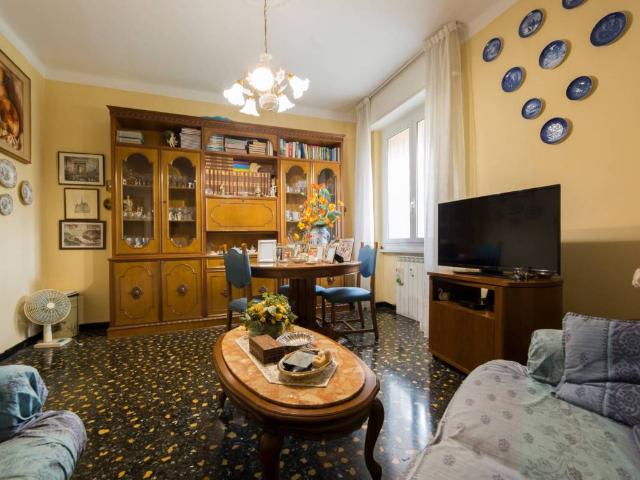 Appartamento in vendita a Genova GE