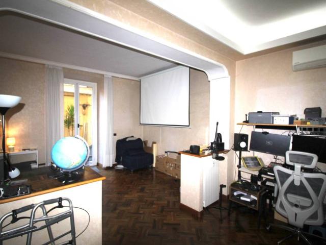 Appartamento in vendita a Genova GE