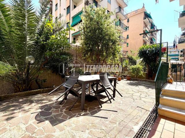 Appartamento in vendita a Genova GE