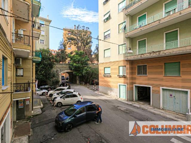 Appartamento in vendita a Genova GE