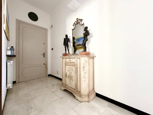 Appartamento in vendita a Genova GE