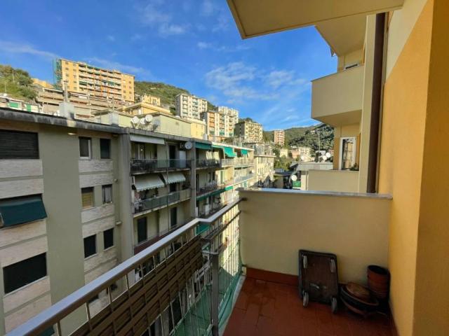 Appartamento in vendita a Genova GE