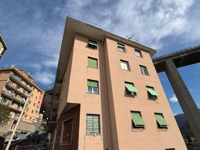 Appartamento in vendita a Genova GE