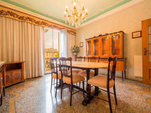 Appartamento in vendita a Genova GE